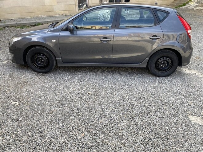Hyundai i30 2010, 186,000 km - 1.6 l - Bakı