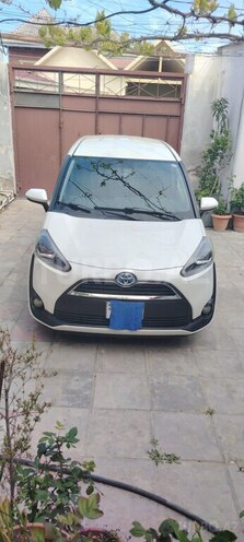 Toyota Sienta 2016, 110,228 km - 1.5 l - Bakı