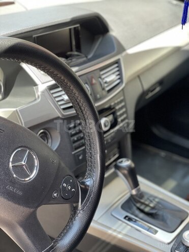 Mercedes E 220 d 2009, 255,860 km - 2.2 l - Bakı