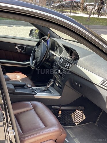 Mercedes E 220 d 2009, 255,860 km - 2.2 l - Bakı