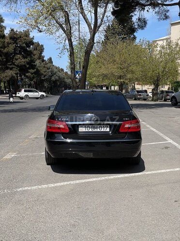 Mercedes E 220 d 2009, 255,860 km - 2.2 l - Bakı