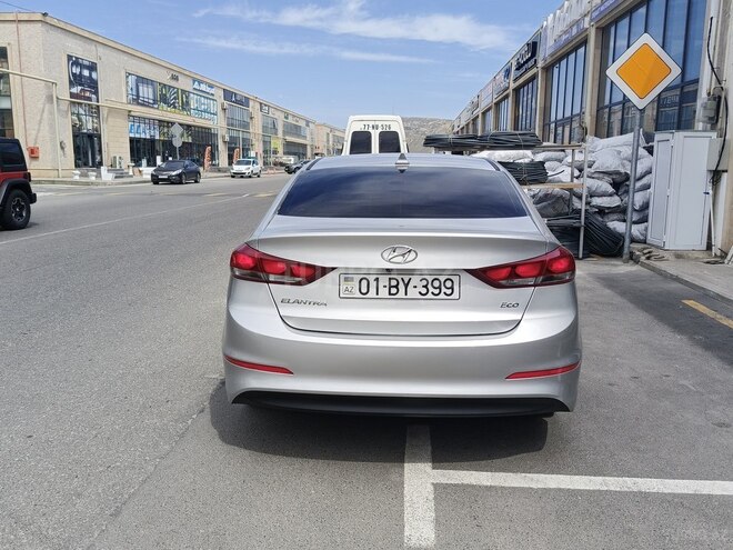 Hyundai Elantra 2017, 148,800 km - 1.4 l - Bakı