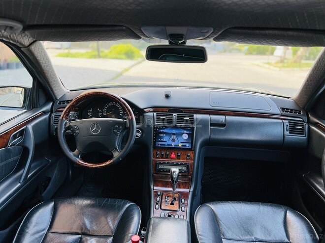 Mercedes E 220 d 2001, 365,000 km - 2.2 l - Bakı