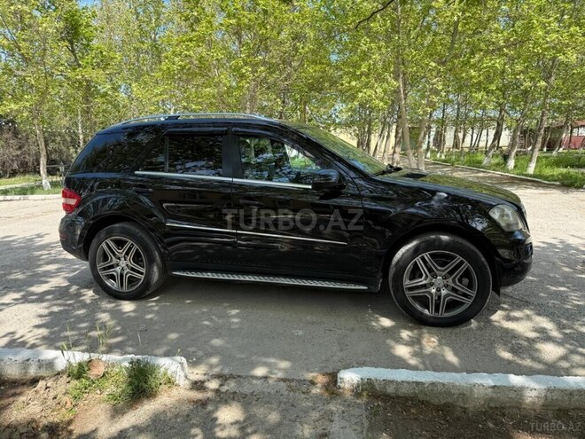 Mercedes ML 350 4MATIC 2010, 300,000 km - 3.5 l - Sumqayıt