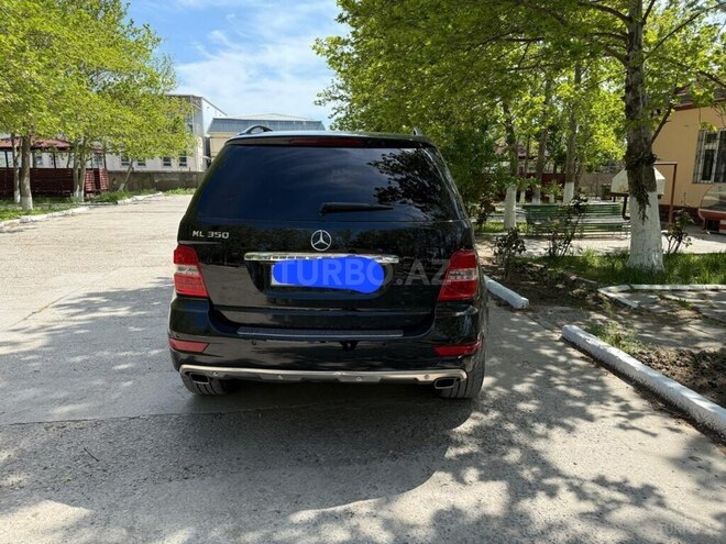 Mercedes ML 350 4MATIC 2010, 300,000 km - 3.5 l - Sumqayıt