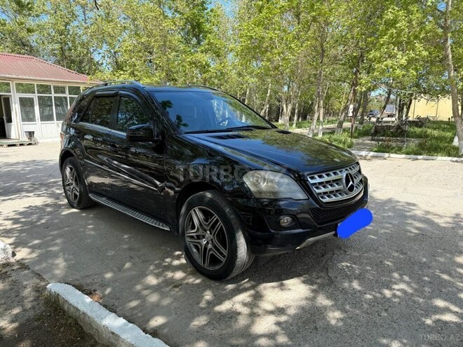 Mercedes ML 350 4MATIC 2010, 300,000 km - 3.5 l - Sumqayıt