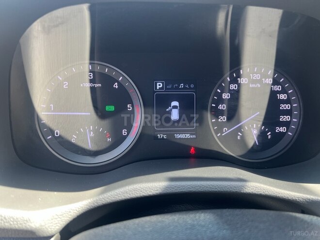 Hyundai Tucson-11