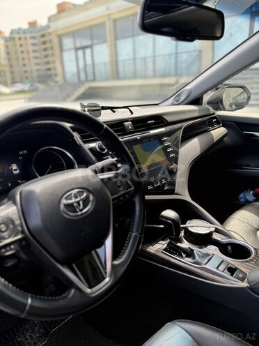 Toyota Camry-3