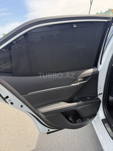Toyota Camry-7