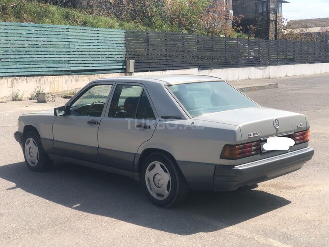 Mercedes 190 1991, 321,500 km - 2.6 л - Bakı