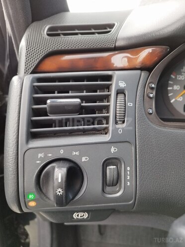 Mercedes E 270 2001, 451,883 km - 2.7 l - Bakı