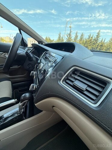 Honda Civic 2013, 300,000 km - 1.5 л - Bakı