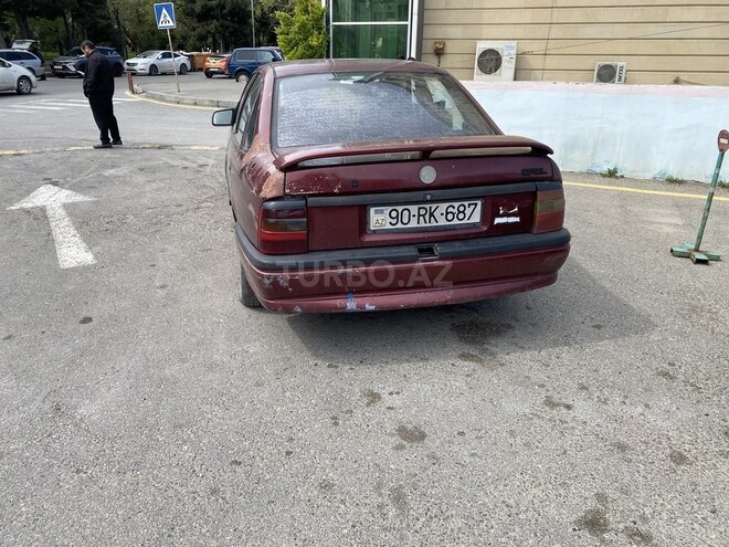 Opel Vectra 1994, 200,000 km - 1.7 l - Bakı