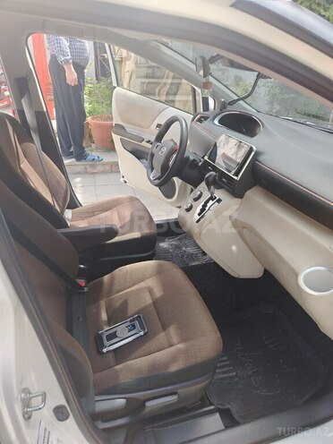Toyota Sienta 2016, 110,228 km - 1.5 l - Bakı
