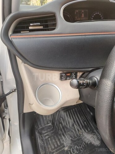 Toyota Sienta 2016, 110,228 km - 1.5 l - Bakı