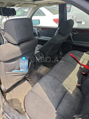 Mercedes E 200 1999, 300,000 km - 2.0 l - Gəncə