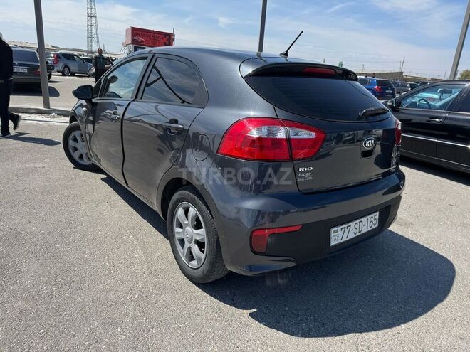 Kia Rio 2015, 131,000 km - 1.4 l - Bakı