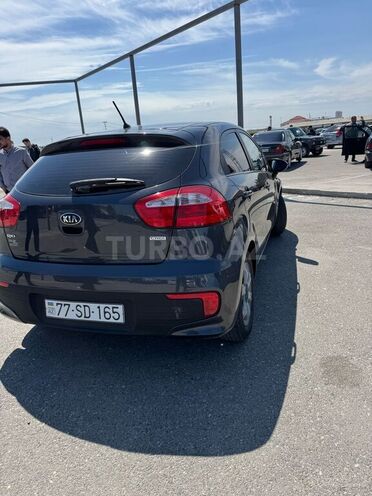 Kia Rio 2015, 131,000 km - 1.4 l - Bakı
