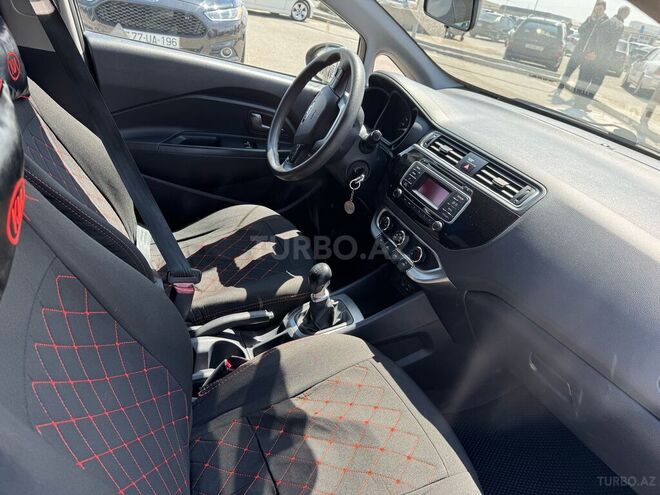 Kia Rio 2015, 131,000 km - 1.4 l - Bakı