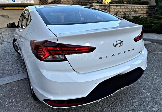 Hyundai Elantra 2021, 30,000 km - 1.6 l - Bakı