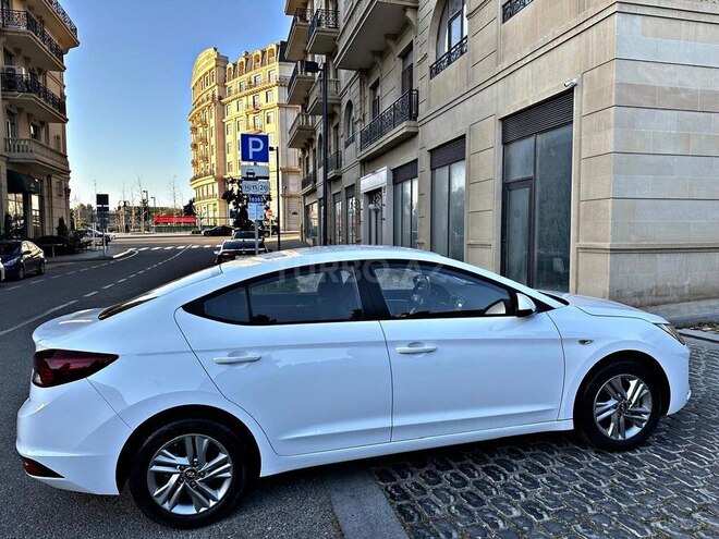 Hyundai Elantra 2021, 30,000 km - 1.6 l - Bakı