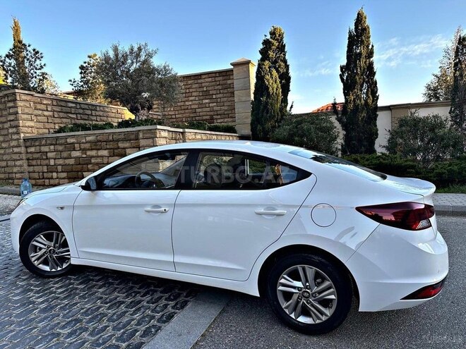 Hyundai Elantra 2021, 30,000 km - 1.6 l - Bakı