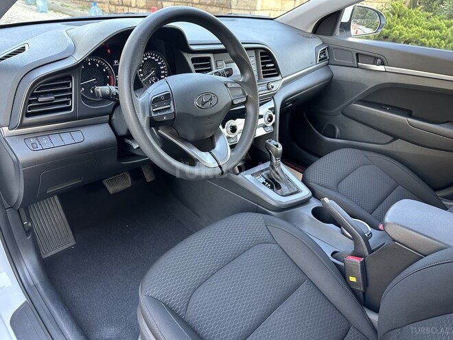 Hyundai Elantra 2021, 30,000 km - 1.6 l - Bakı