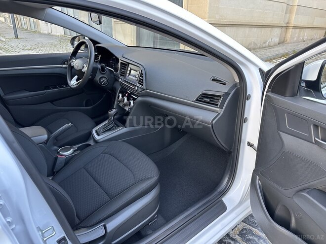 Hyundai Elantra 2021, 30,000 km - 1.6 l - Bakı