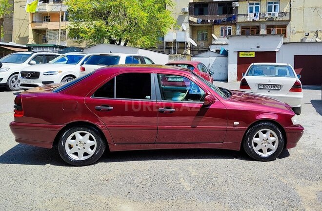Mercedes C 240 1998, 366,000 km - 2.4 л - Bakı