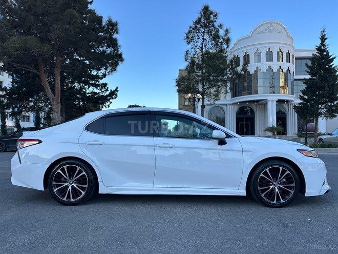 Toyota Camry 2020, 124,000 km - 2.5 l - Bakı