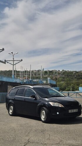 Ford Focus 2008, 400,000 km - 1.6 л - Quba