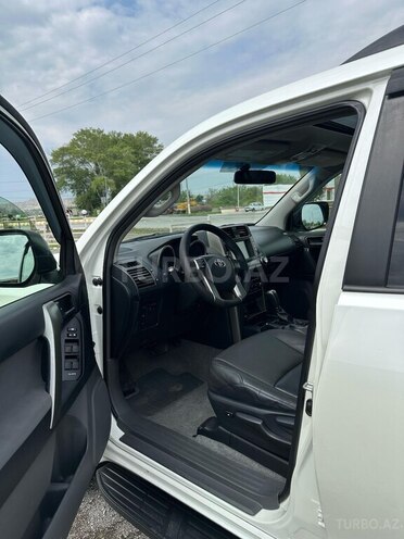 Toyota Land Cruiser Prado 2012, 175,000 km - 2.7 л - Mingəçevir