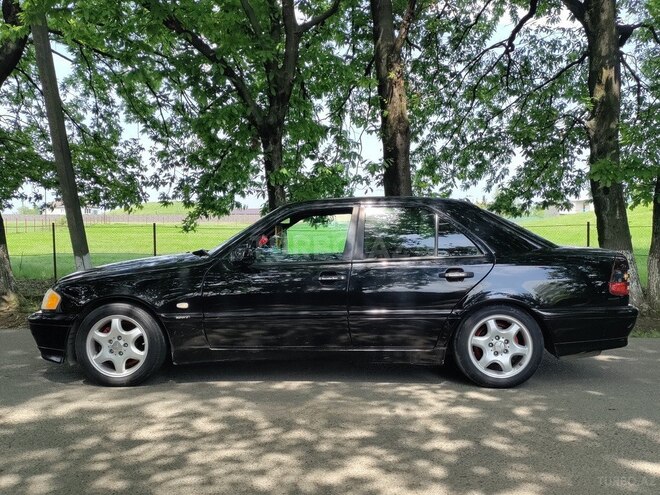 Mercedes C 180 2000, 327,115 km - 1.8 l - Masallı