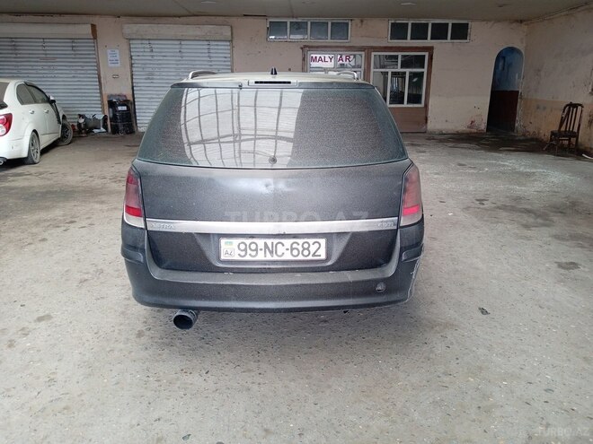Opel Astra 2004, 500,000 km - 1.7 l - Xudat
