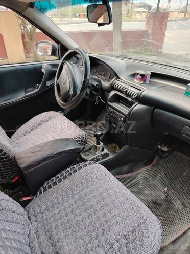 Opel Astra 1995, 259,000 km - 1.6 l - Bakı