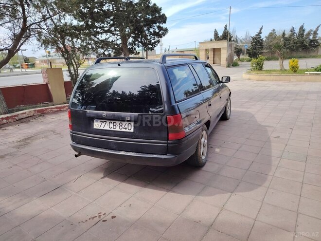 Opel Astra 1995, 259,000 km - 1.6 l - Bakı