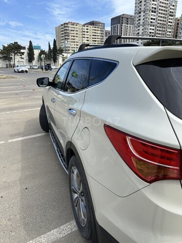 Hyundai Santa Fe-6
