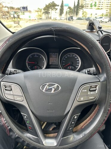 Hyundai Santa Fe-16