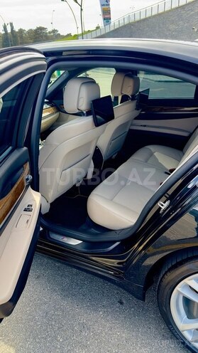 BMW 740 2011, 185,000 km - 3.0 л - Bakı
