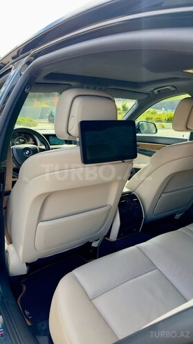 BMW 740 2011, 185,000 km - 3.0 л - Bakı