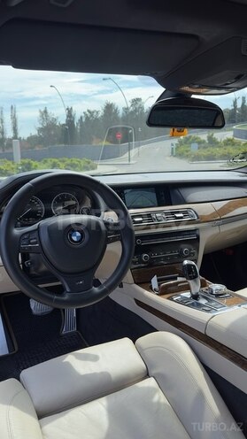BMW 740 2011, 185,000 km - 3.0 л - Bakı