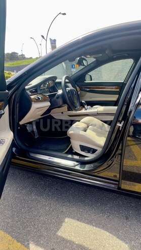 BMW 740 2011, 185,000 km - 3.0 л - Bakı