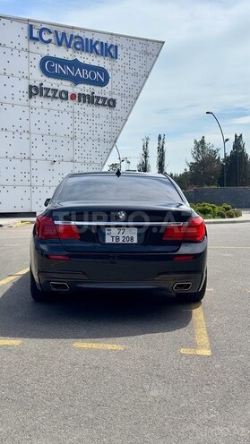 BMW 740 2011, 185,000 km - 3.0 л - Bakı
