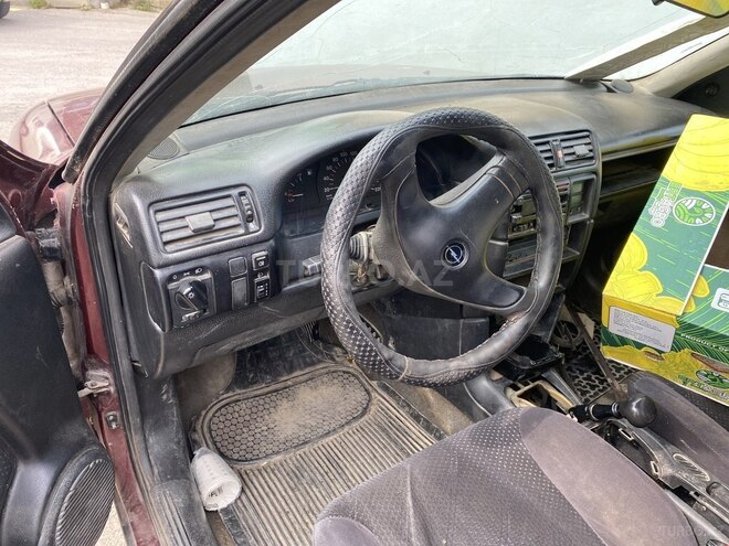 Opel Vectra 1994, 200,000 km - 1.7 l - Bakı