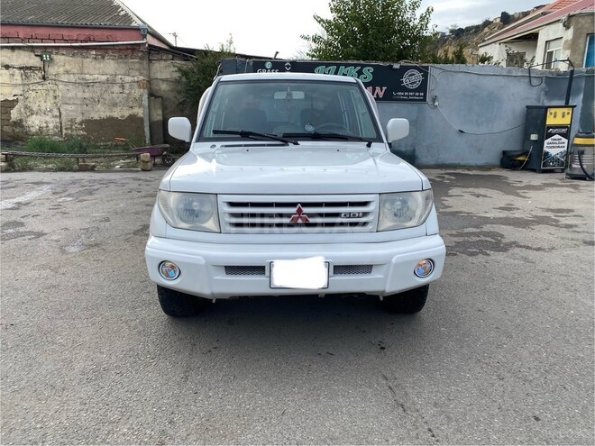 Mitsubishi Pajero io 2000, 335,000 km - 1.8 l - Bakı