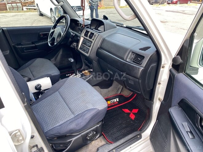Mitsubishi Pajero io 2000, 335,000 km - 1.8 l - Bakı