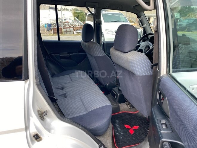 Mitsubishi Pajero io 2000, 335,000 km - 1.8 l - Bakı