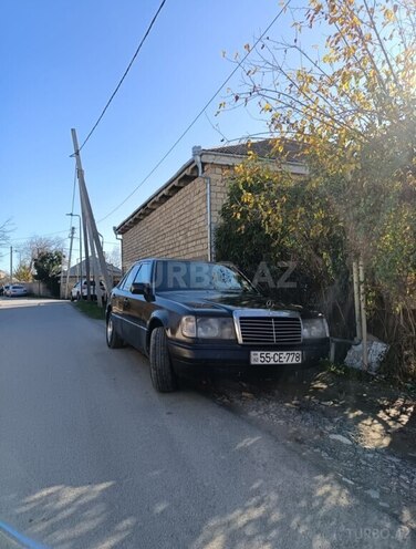 Mercedes E 230 1990, 455,454 km - 2.9 l - Zaqatala