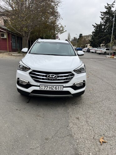 Hyundai Santa Fe-1