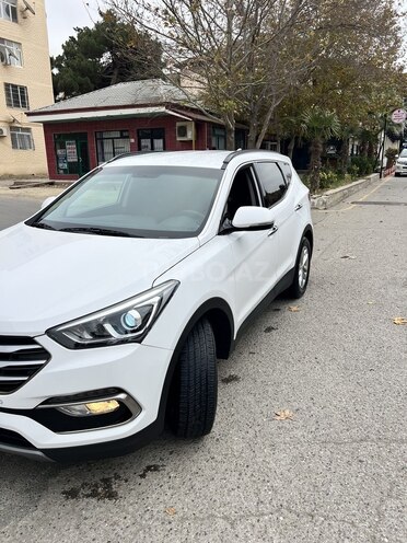 Hyundai Santa Fe-11